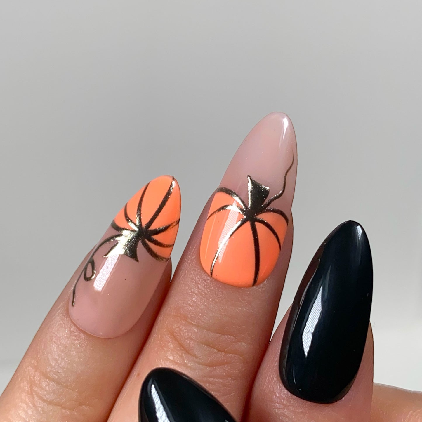 Press-on nails « GOLDEN PUMPKIN »