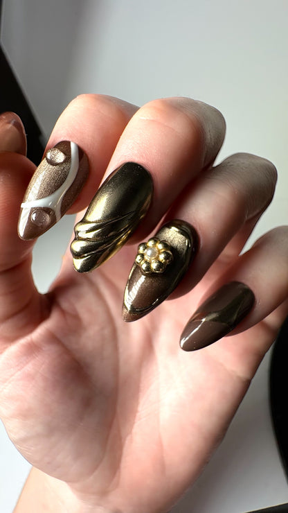 Press-on nails « HOT COFFEE »