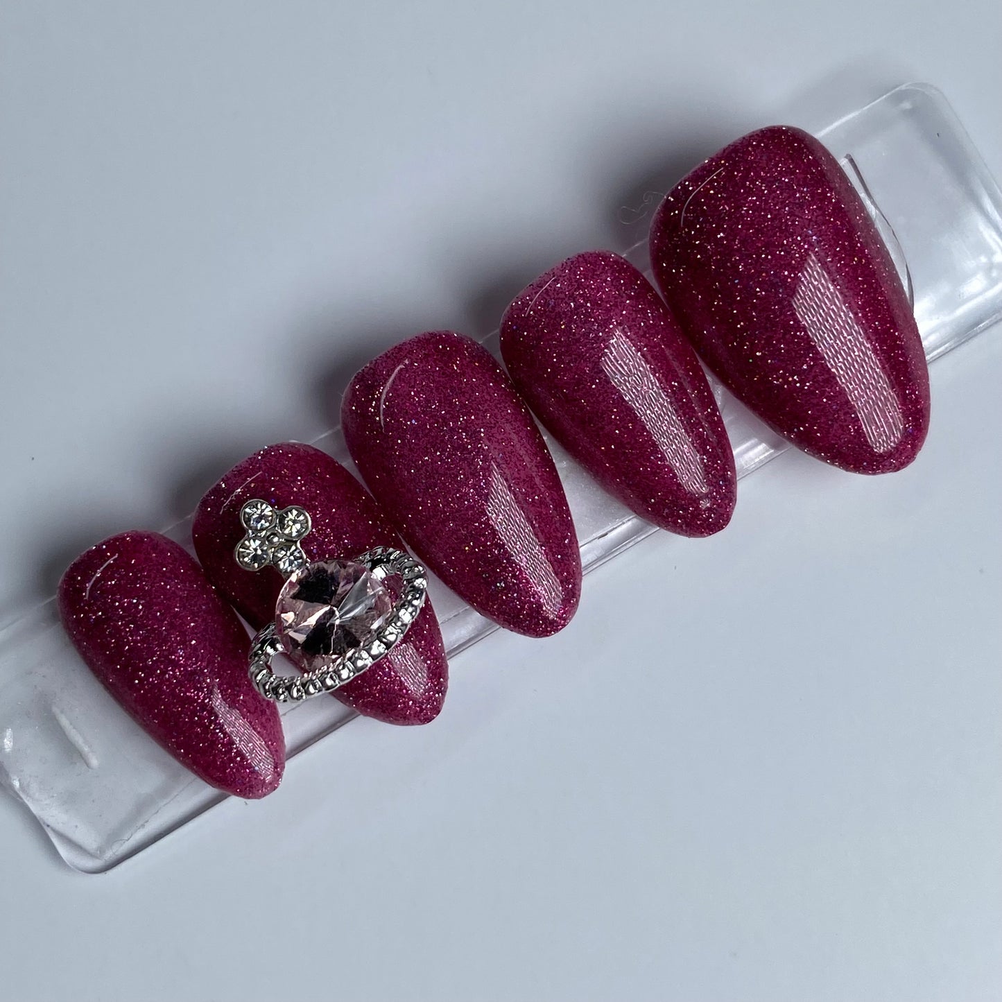 Press-on nails « DAZZLING PINK »