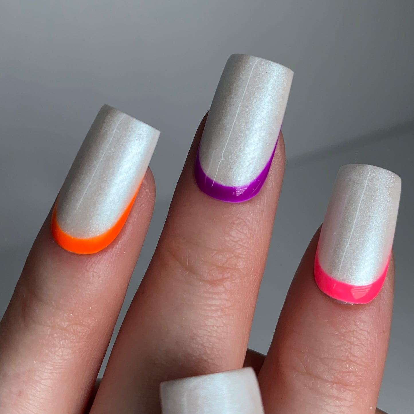 Press-on nails « NEON REVERSE »