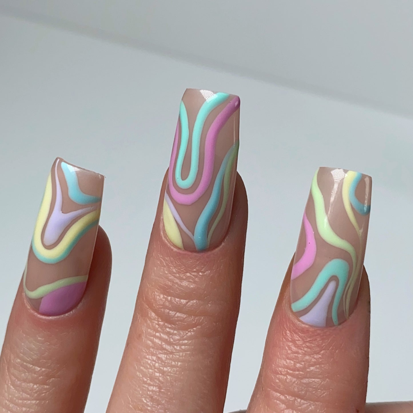 Press-on nails « PASTEL DUMP »