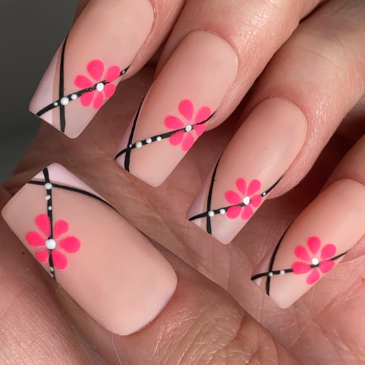 Press-on nails « PINK PETALS »