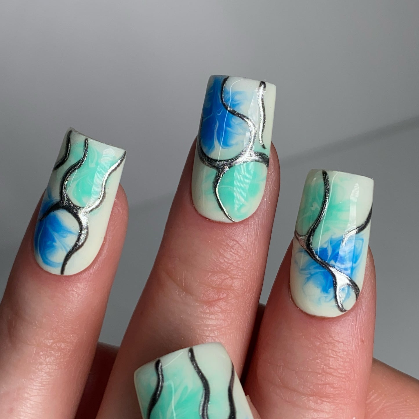 Press-on nails « SILVER SEA »