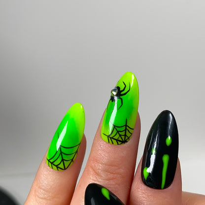 Press-on nails « ACID SPIDER »