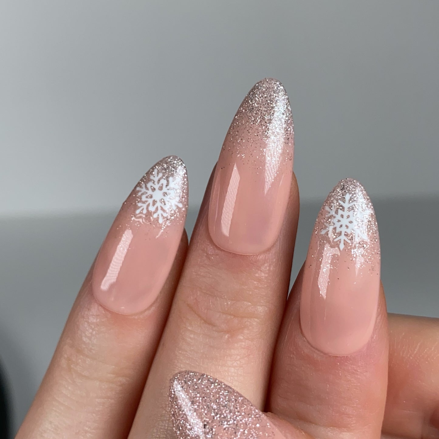 Press-on nails « CUTE FLAKE »